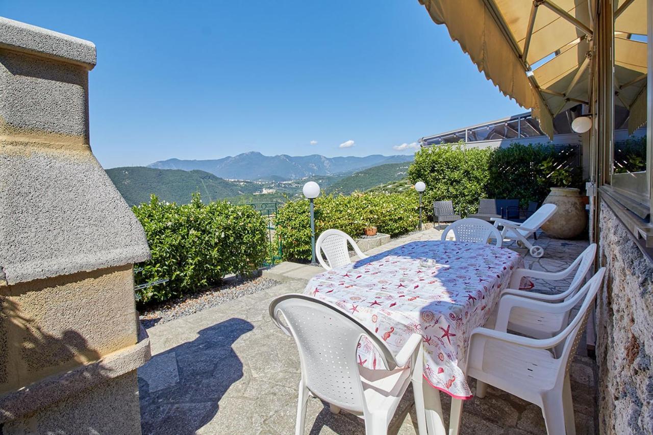 Villa Cuckoo'S Nest Finale Ligure Luaran gambar